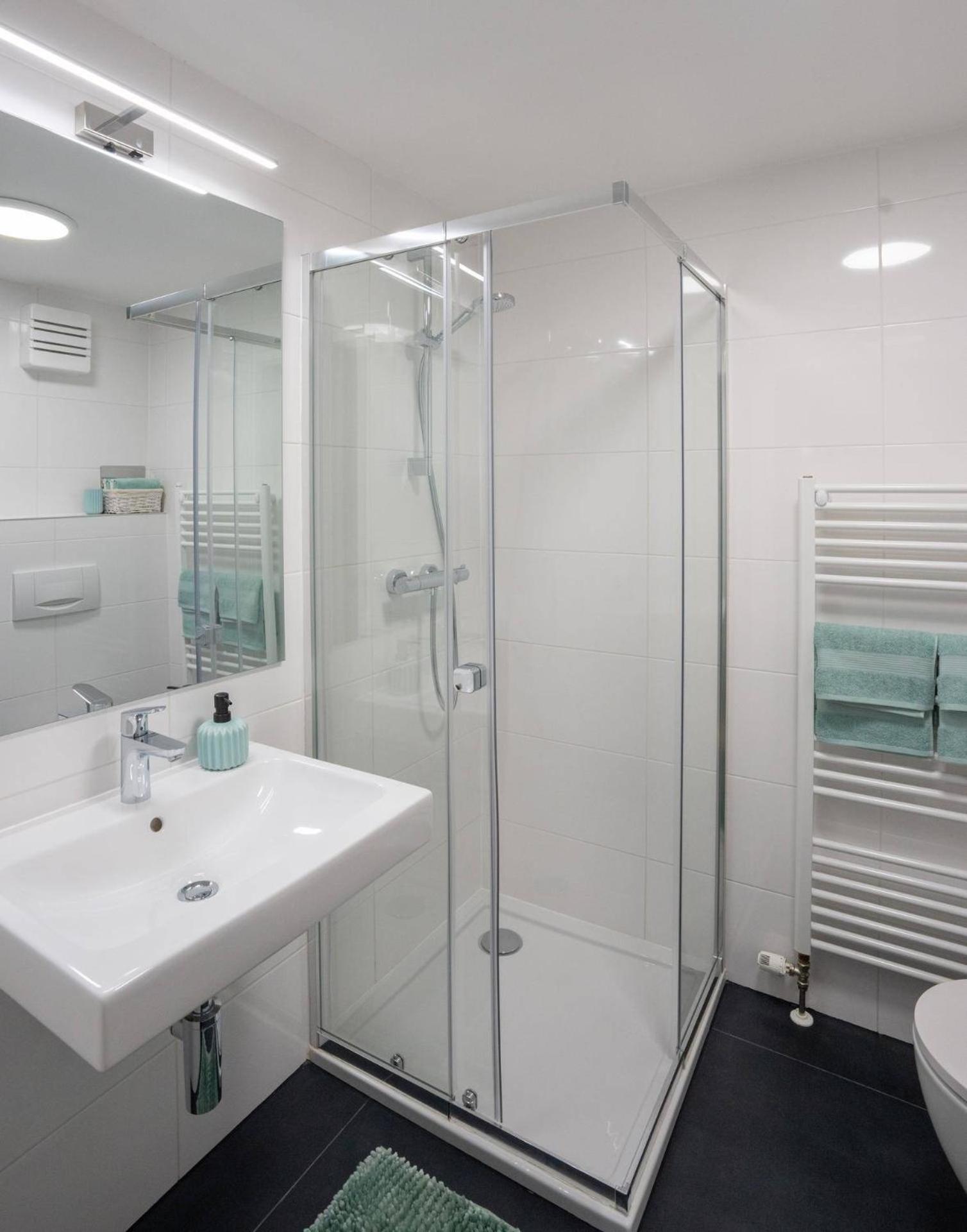 Stunning 1-bed In * Wien